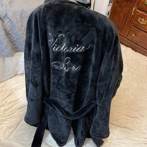 Out of Stock New Robe half off 🙌